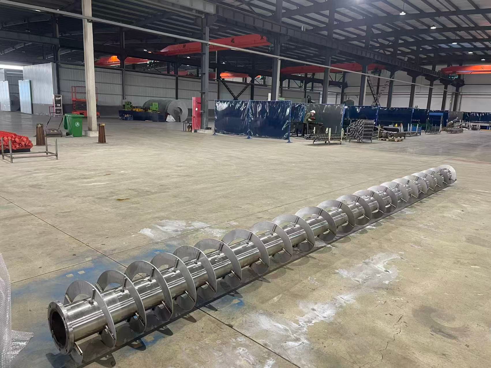 continuous flight auger