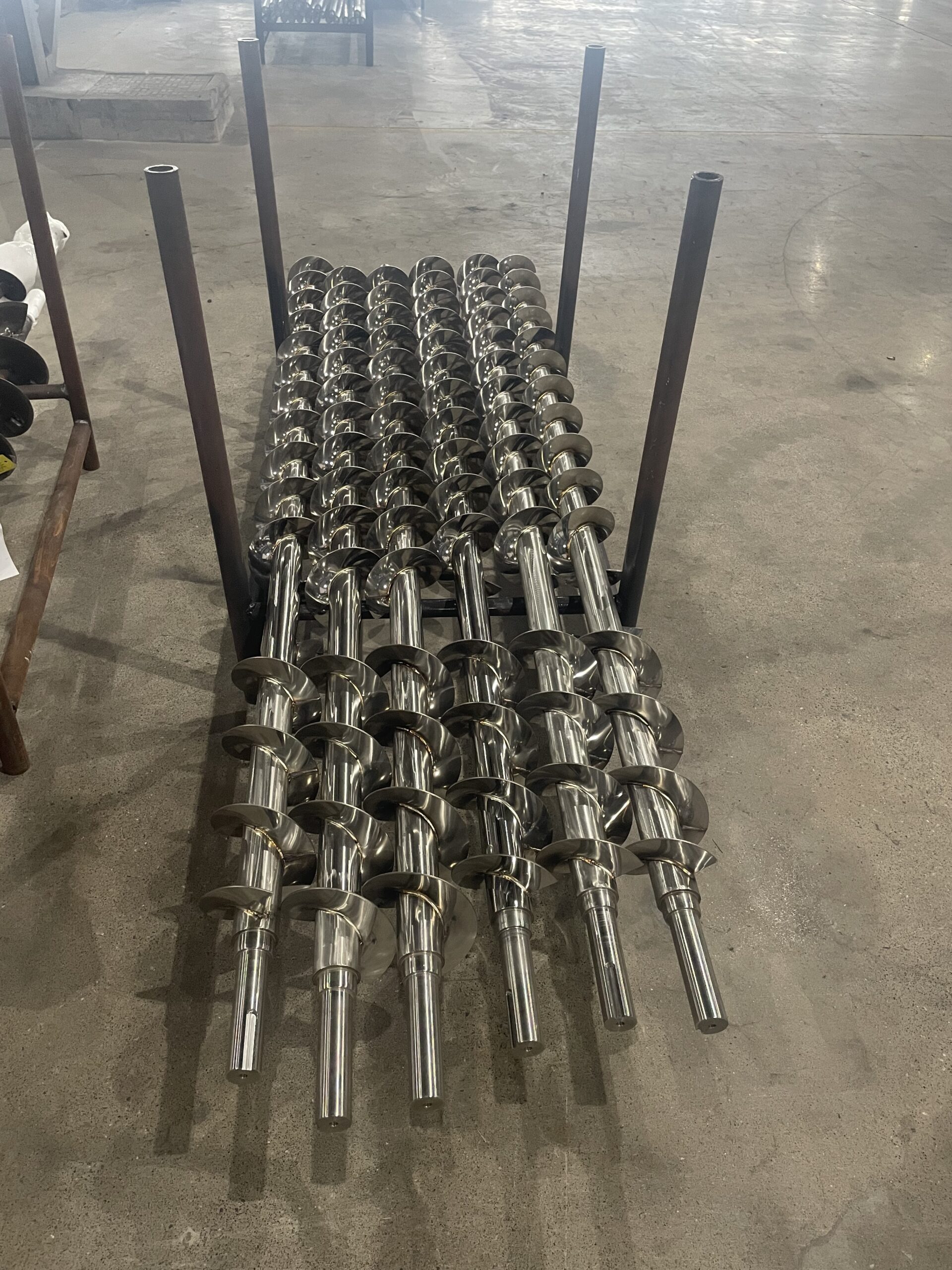 continuous flight auger